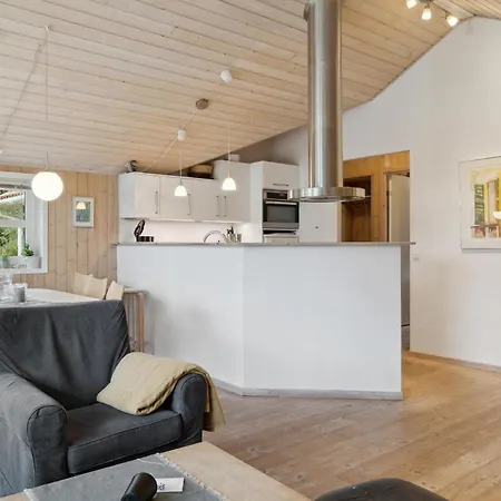 4 Bedroom In * Vejby