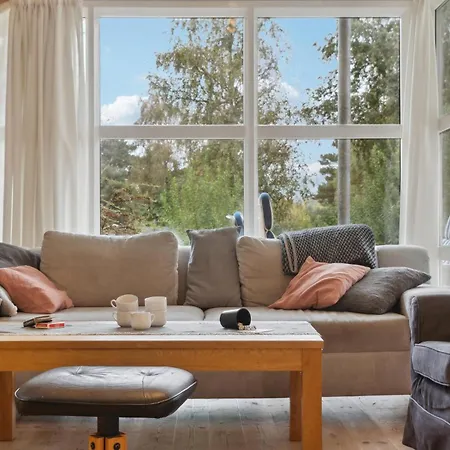 4 Bedroom In Feriehus Vejby