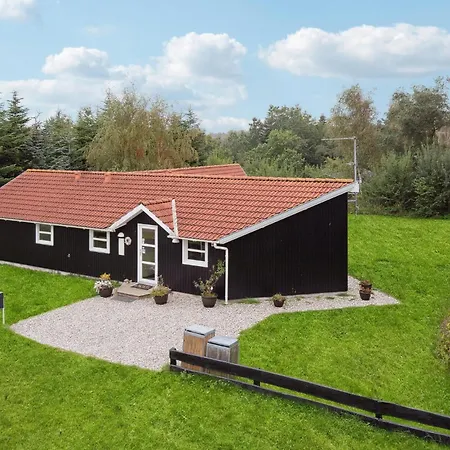 Feriehus 4 Bedroom In Vejby